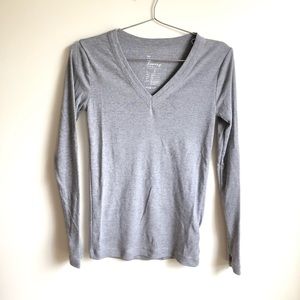 Gap The Bowery super soft v-neck tee